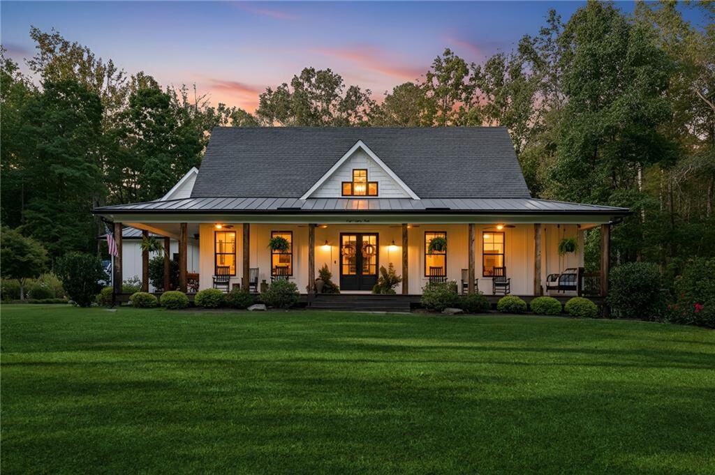 Property Photo:  889 Freehome Road  GA 30115 