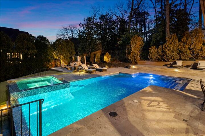 Property Photo:  790 Glenairy Drive  GA 30328 