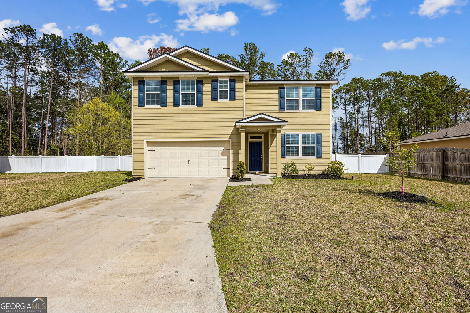Property Photo:  403 Cedar Breeze Drive  GA 31548 