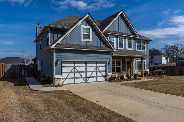 Property Photo:  2017 Hereford Lane  GA 31904 