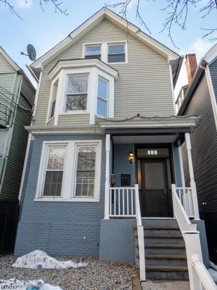 Property Photo:  316 Summer Ave  NJ 07104 