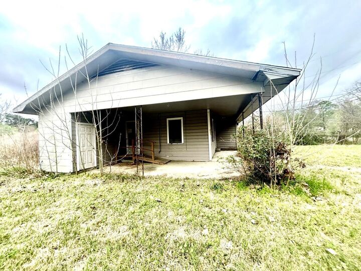 Property Photo:  9122 Tulane Road  TX 77630 
