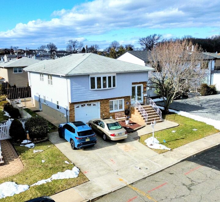 Property Photo:  1033 Park Dr  NJ 07094 
