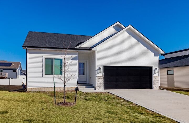 Property Photo:  2815 22nd Street SW  IA 50009 
