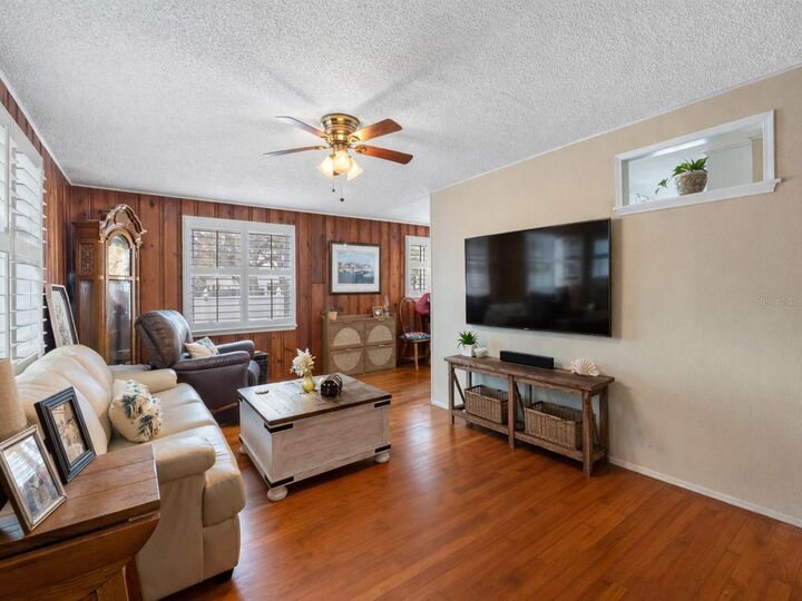 Property Photo:  427 5th Street N  FL 34695 