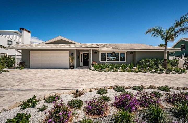 Property Photo:  2180 Dolphin Boulevard S  FL 33707 