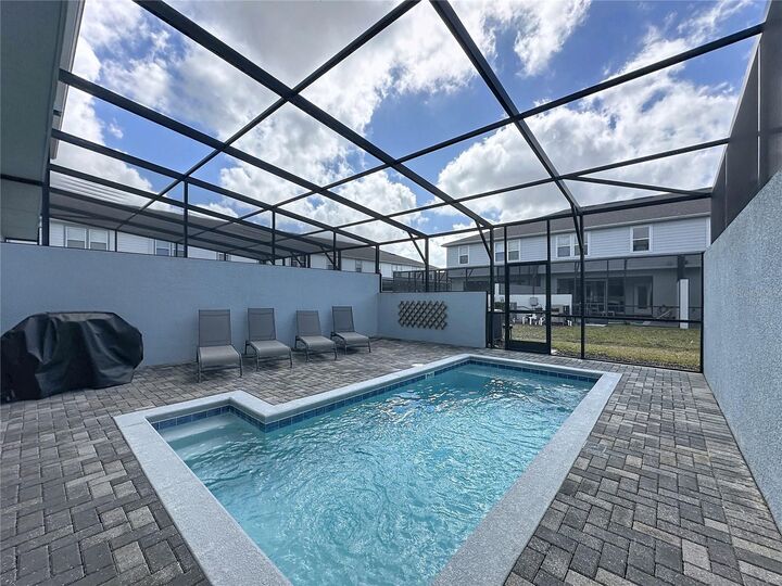 Property Photo:  1366 Lava Tree Drive  FL 33897 