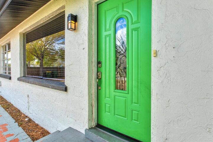 Property Photo:  2586 Tami Sola Street  FL 34237 