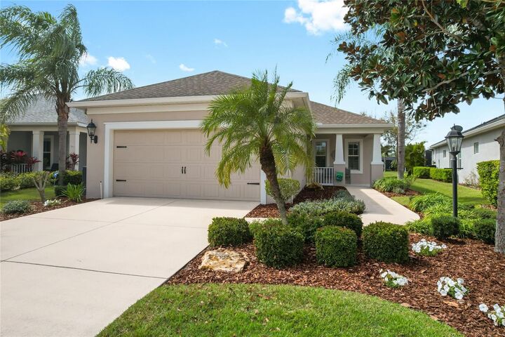Property Photo:  12187 Longview Lake Circle  FL 34211 