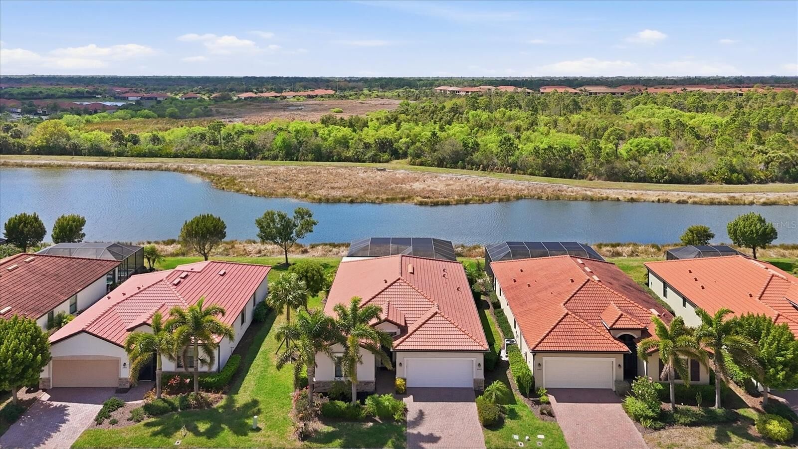 Property Photo: 10443 Medjool Drive FL 34293