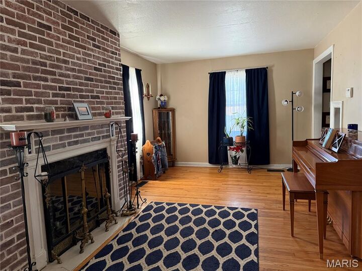 Property Photo:  420 S Spruce Street  IL 62246 