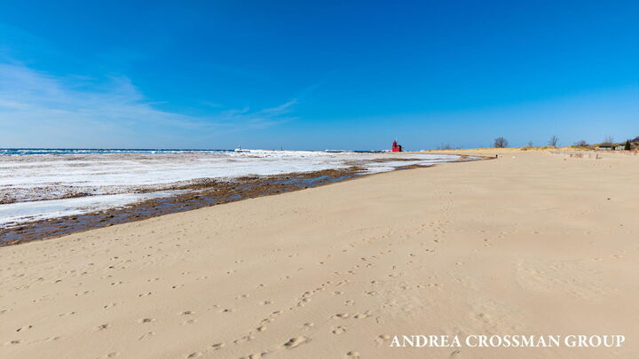 Property Photo:  2421 Crescent Walk  MI 49434 