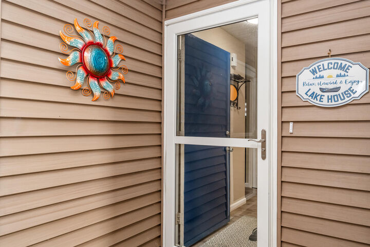 Property Photo:  5632 N Watervliet Road  MI 49098 