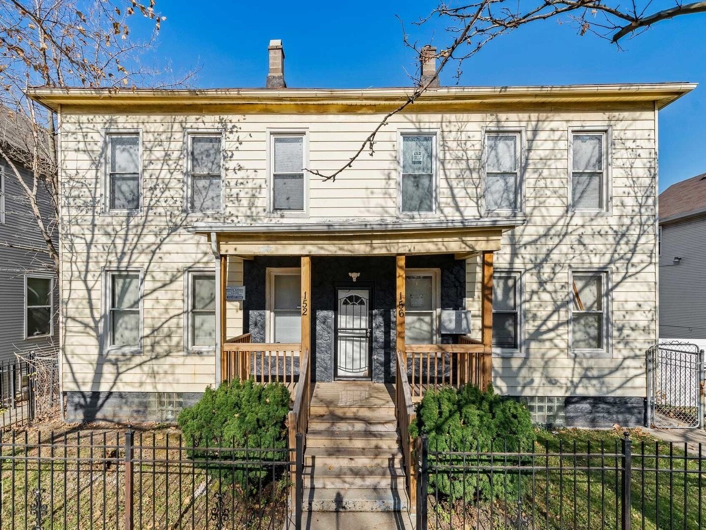 Property Photo:  152 E 107th Street  IL 60628 