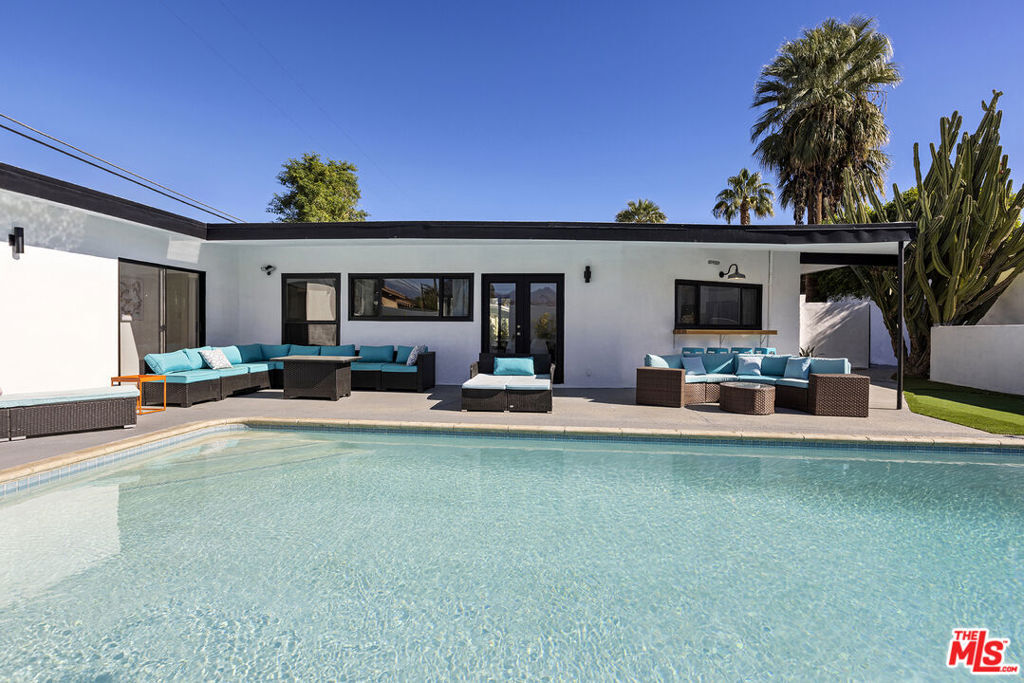 Property Photo:  44251 Russell Lane  CA 92260 