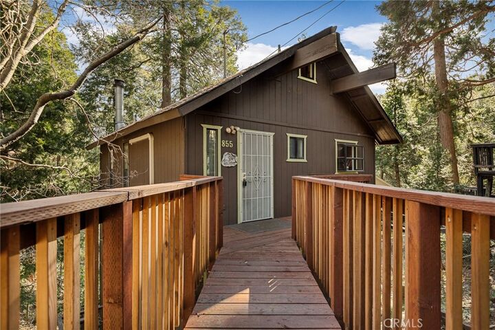 Property Photo:  855 Deer Trail  CA 92325 