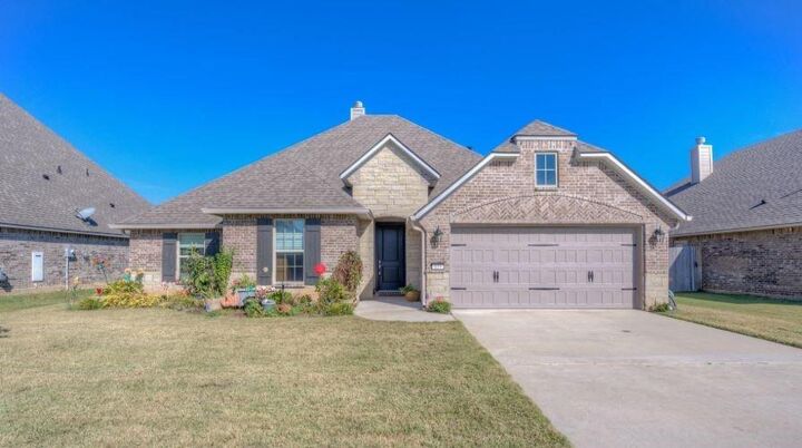 Property Photo:  819 Abita Chase  LA 71111 