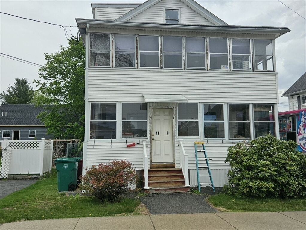 Property Photo:  9 Victoria 1  MA 01851 