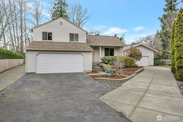 Property Photo: 953 Field Avenue NE WA 98059