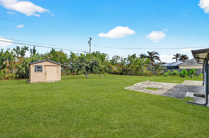 Property Photo:  456 SW Kestor Drive  FL 34953 