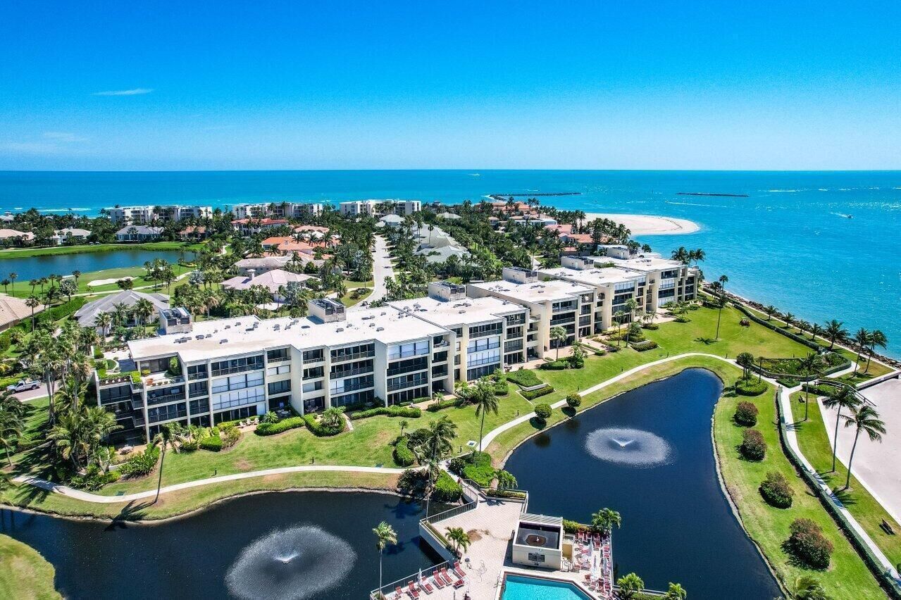 Property Photo:  2820 SE Dune Drive 2306  FL 34996 