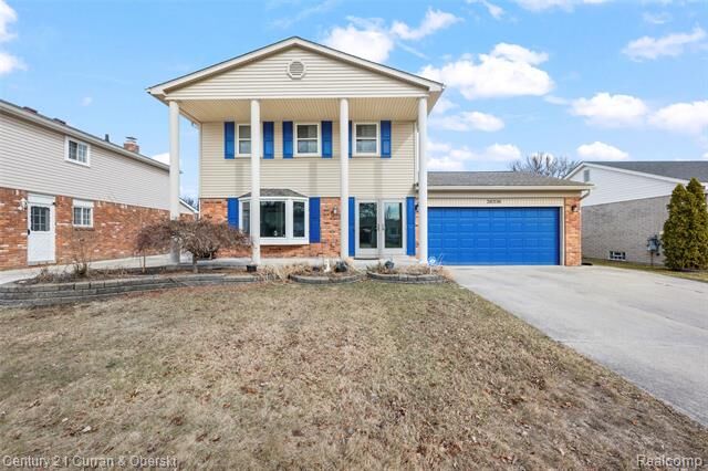 Property Photo: 26336 Kinyon Street MI 48180