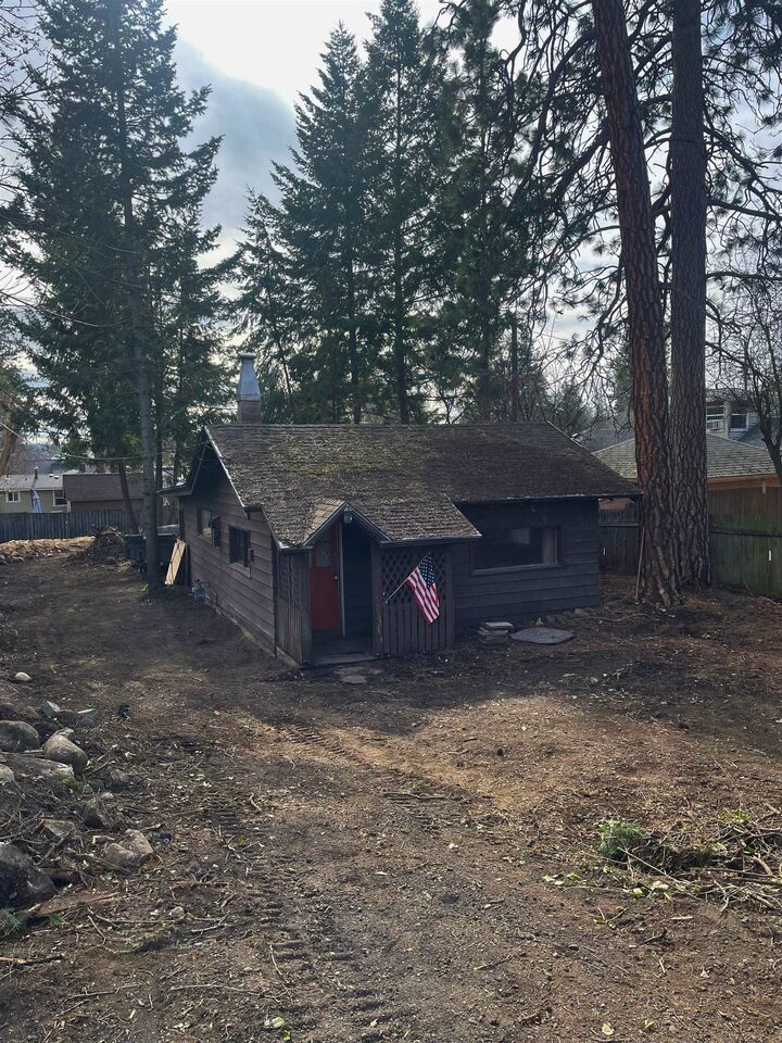 Property Photo:  3317 W Kiernan Ave  WA 99205 