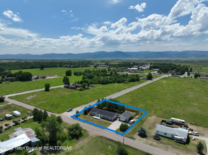 Property Photo:  495 E Garnet Avenue  ID 83422 