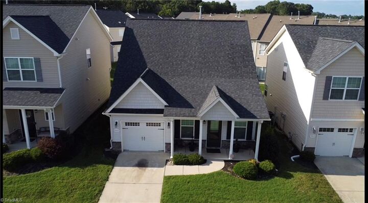 Property Photo:  1947 Huntley Way  NC 27215 