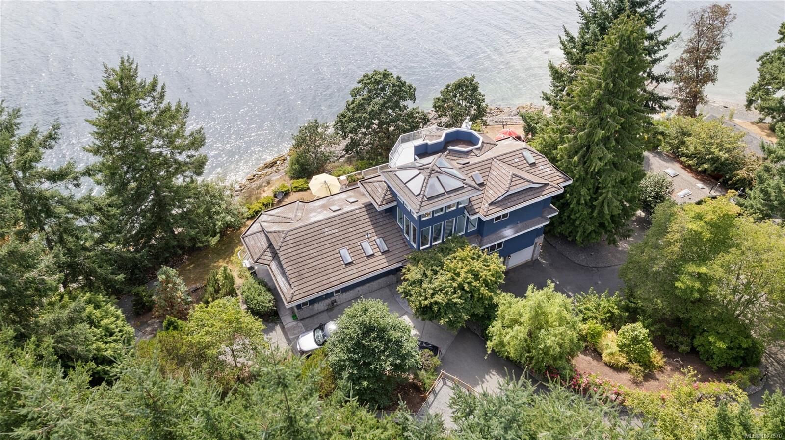 Property Photo:  11680 Fairtide Rd  BC V0R 2E0 
