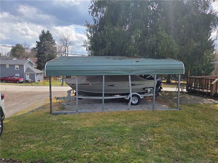 Property Photo:  255 Shoaf St  PA 15084 