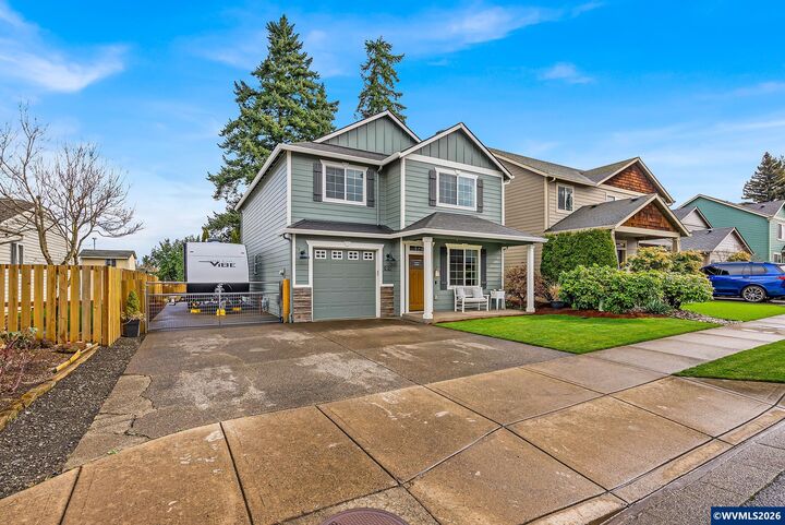 Property Photo: 5252 9th Ct SE OR 97306