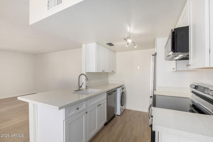 Property Photo:  14252 N Boxwood Lane  AZ 85268 