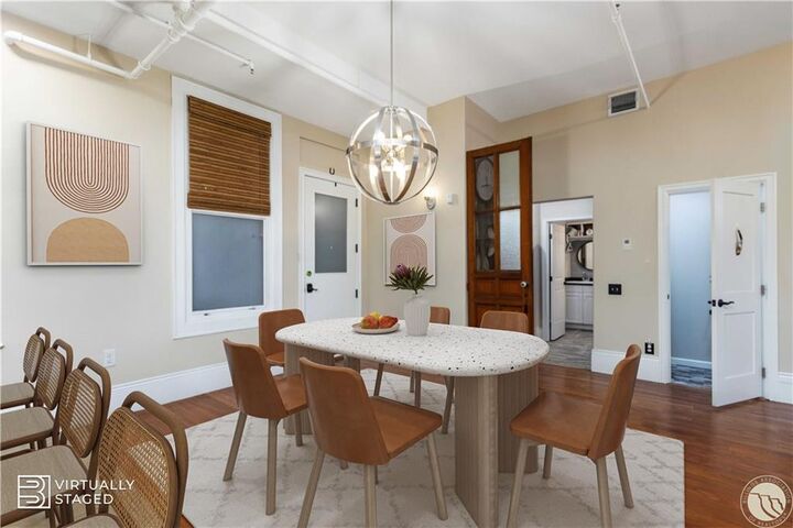 Property Photo: 104 N Broadway #302 MT 59101