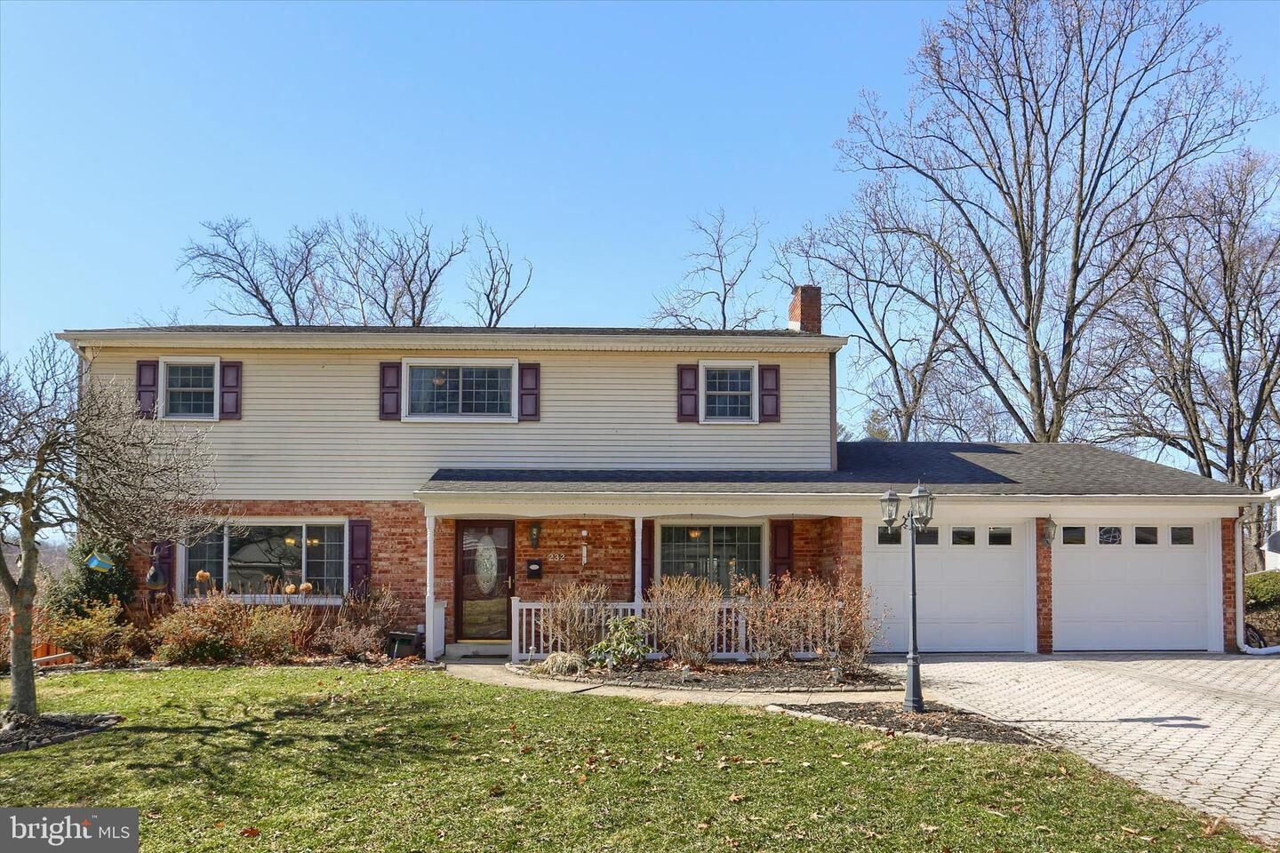 Property Photo:  232 Winding Way  PA 17011 