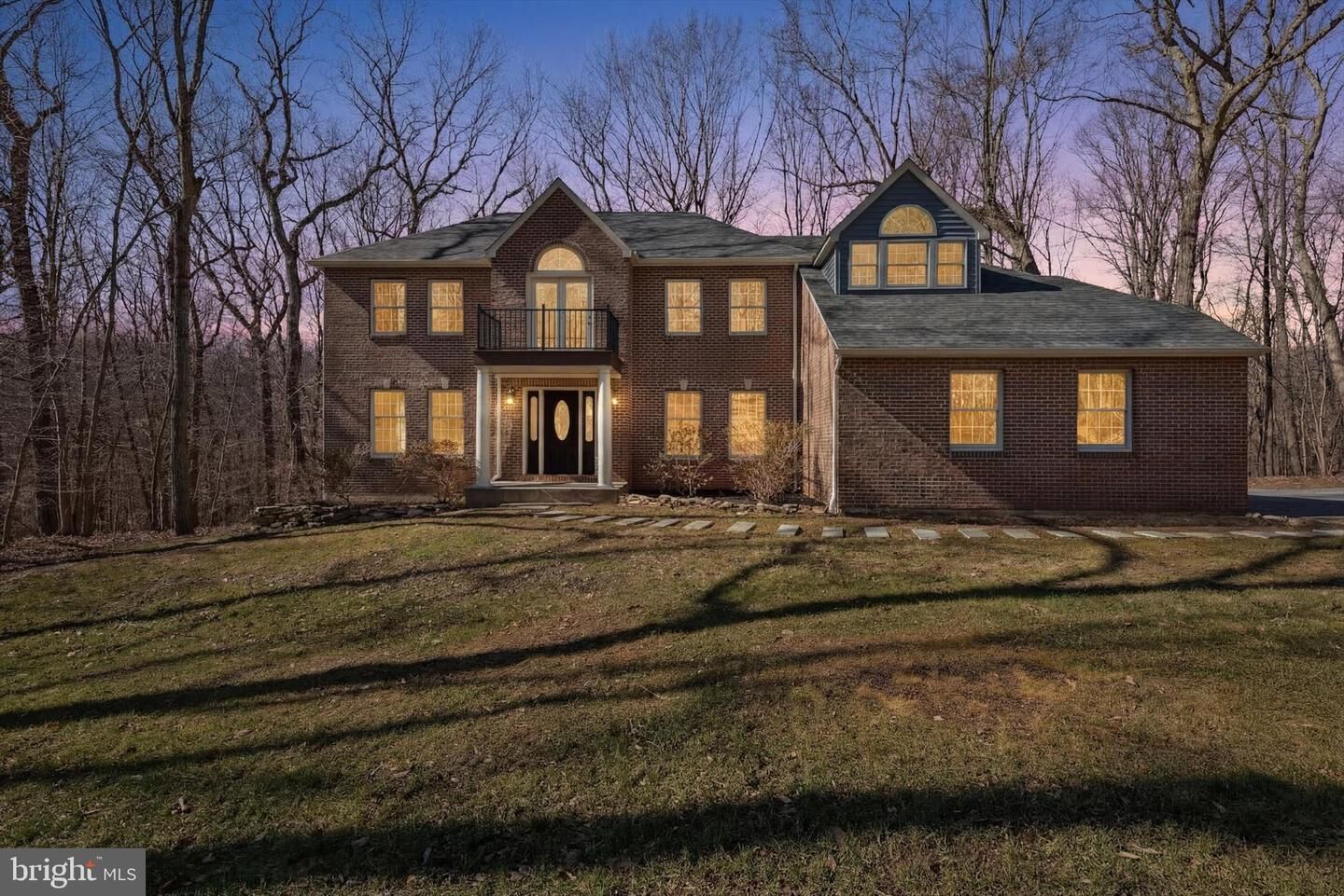 Property Photo:  823 Happy Creek Lane  PA 19380 