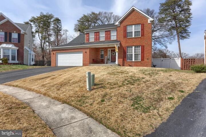 Property Photo: 902 Minglewood Lane MD 21085