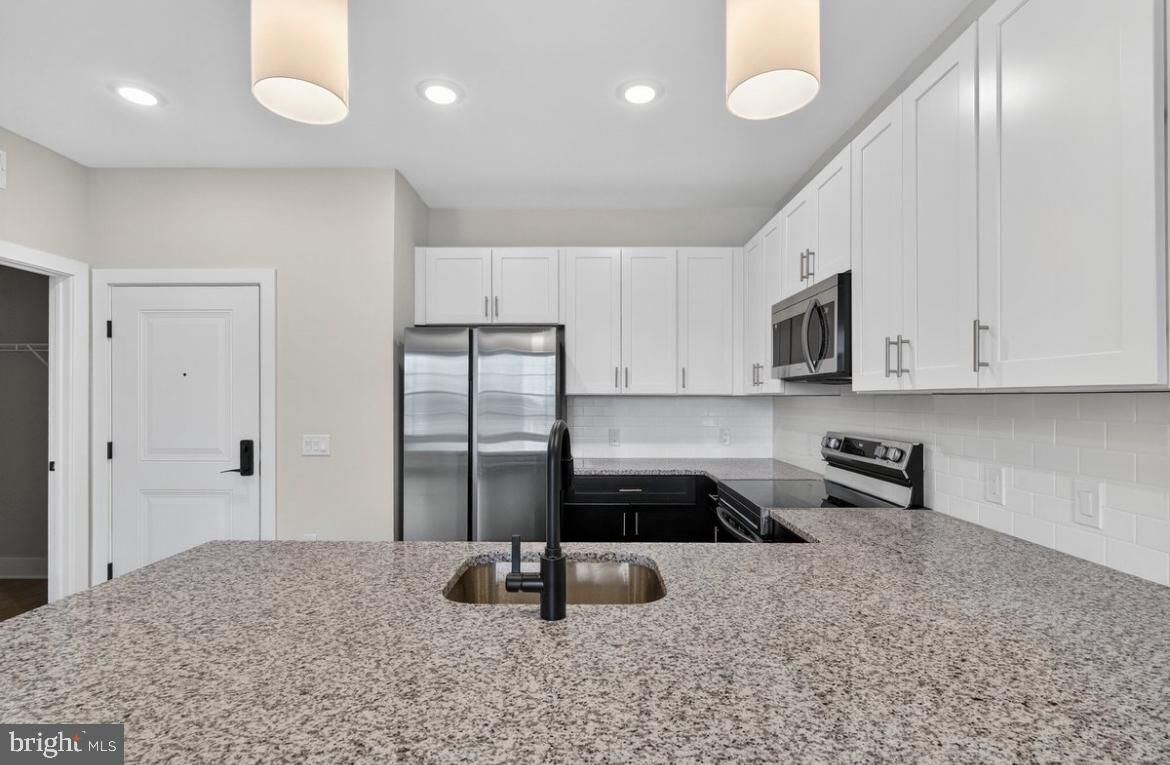 Property Photo:  624 Main Street 205  PA 19468 