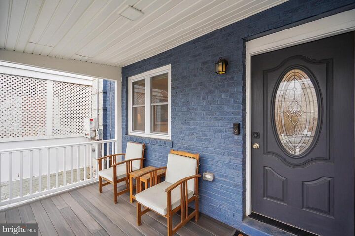 Property Photo:  19 Clifford Avenue  VA 22305 