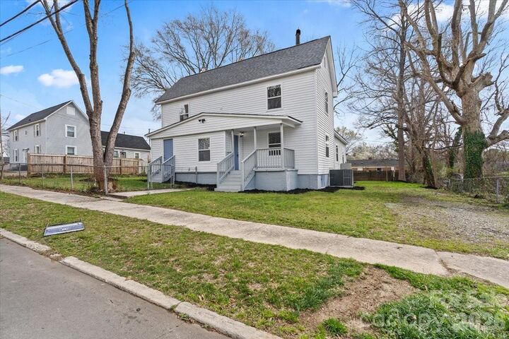 Property Photo:  913 W 3rd Avenue  NC 28052 