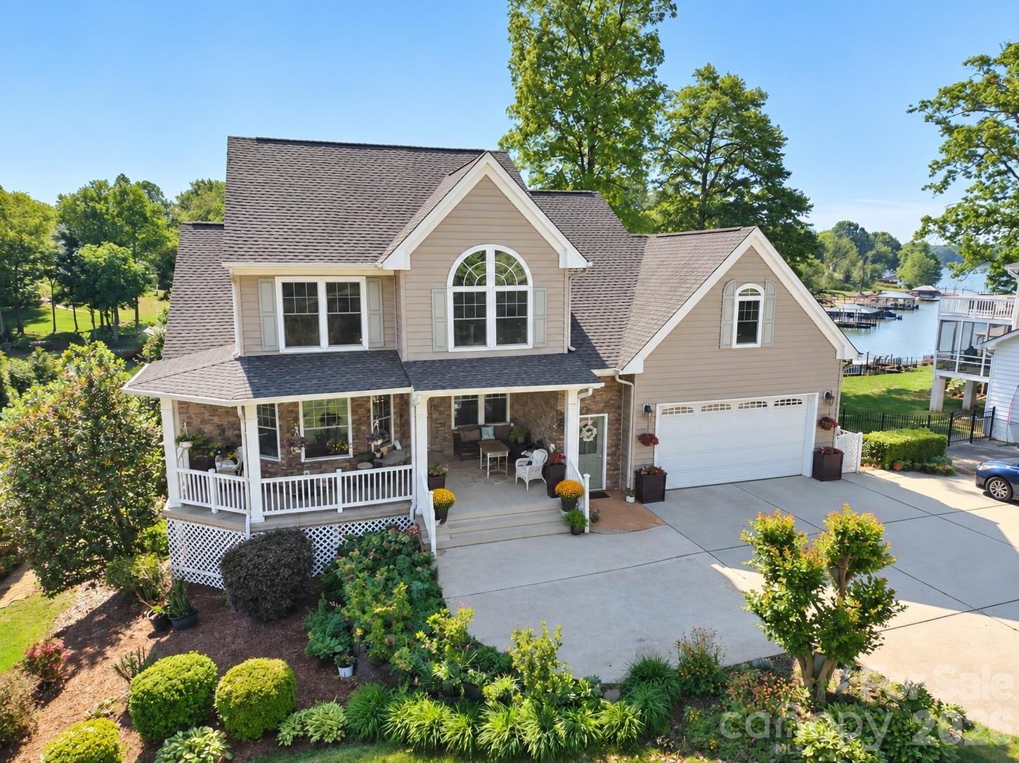 Property Photo:  186 Hazelton Loop  NC 28117 