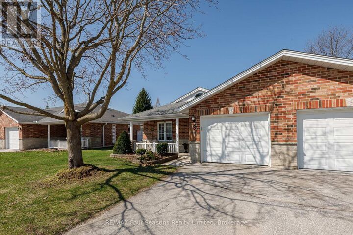 Property Photo: 275 Huron Street 8 ON L0M 1S0