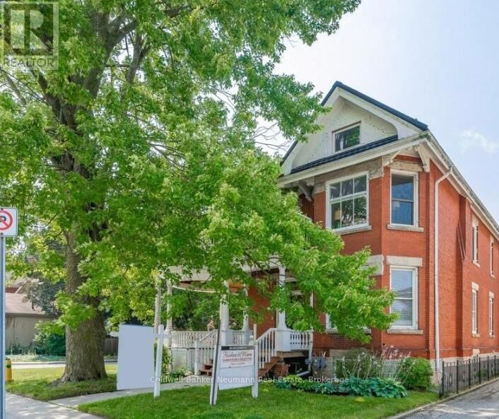 Property Photo:  376 Woolwich Street Upper  ON N1H 3W7 