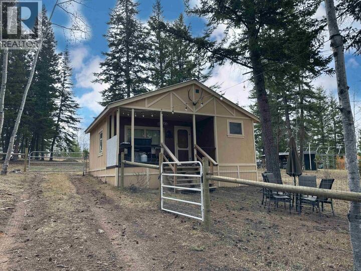 882 Green Lake Road — photo 1