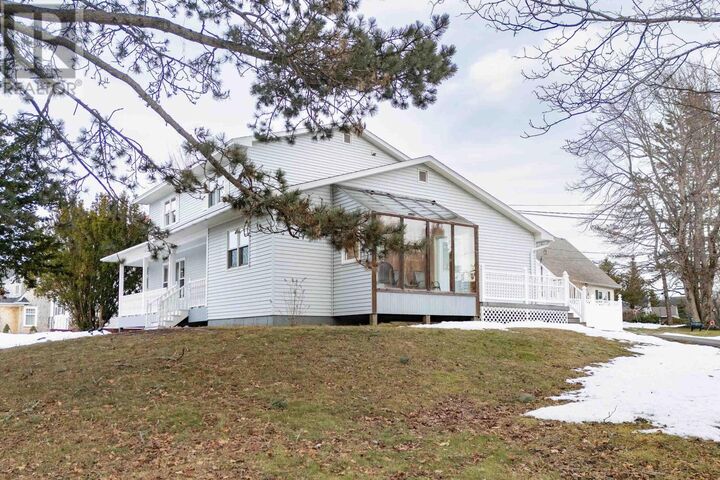 Property Photo:  193 Victoria Street East  NS B4H 1Y8 