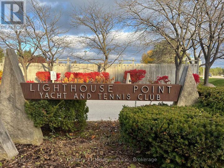 Photo de la propriété:  706 Johnston Park Avenue  ON L9Y 5C7 