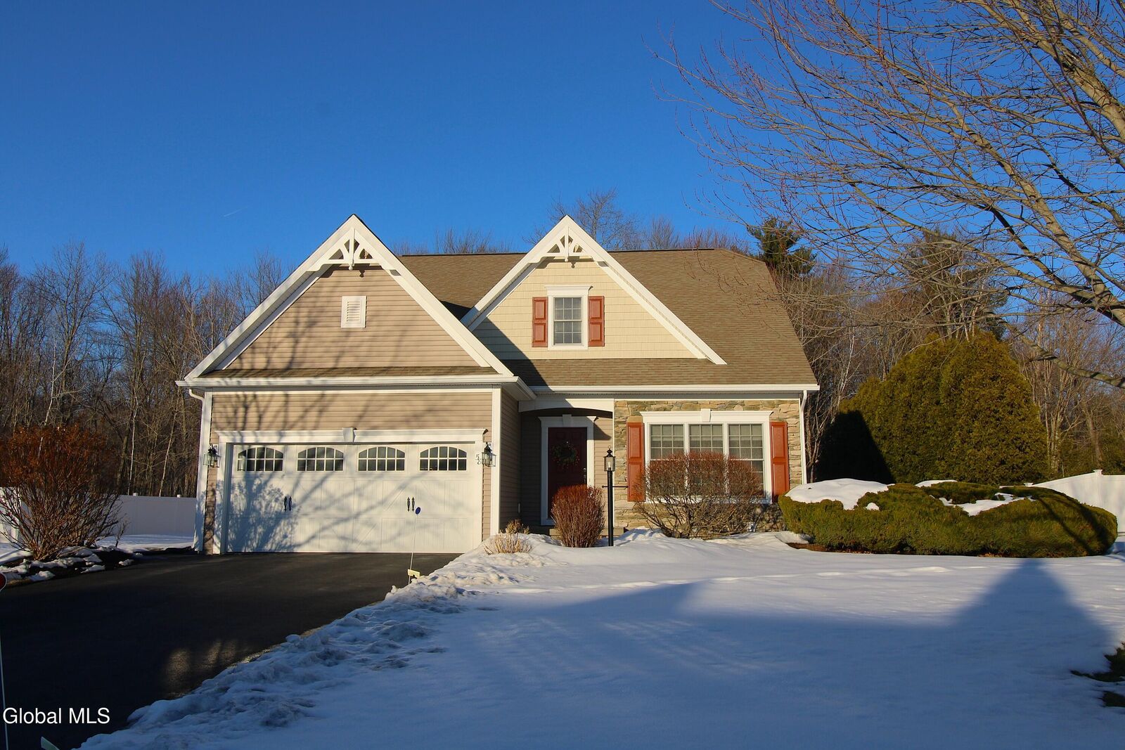 Property Photo: 58 Chatsworth Way NY 12065