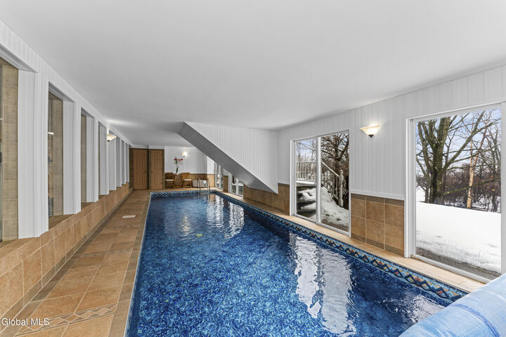 Property Photo:  36 Oriel Lane  NY 12144 