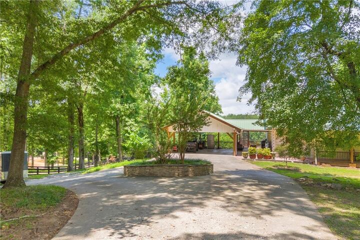 Property Photo: 2865 Hightower Road GA 30107