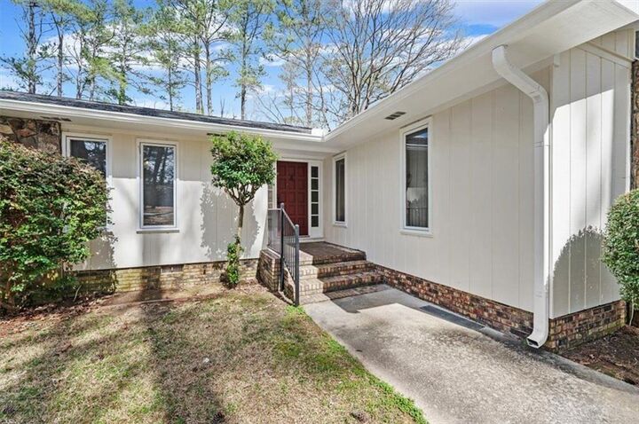 Property Photo: 14 Westwood Circle GA 30165